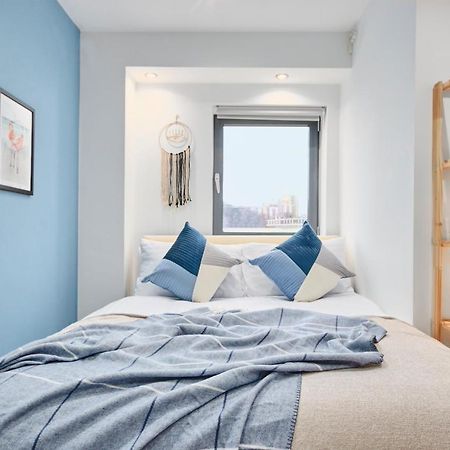 Large Duplex Penthouse - Parking Appartement Leeds  Buitenkant foto